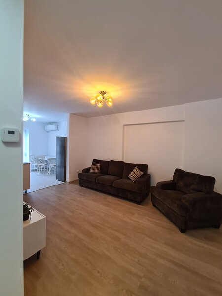 Titan 2 camere decomandat, 15mp, terasa parcul teilor parcare